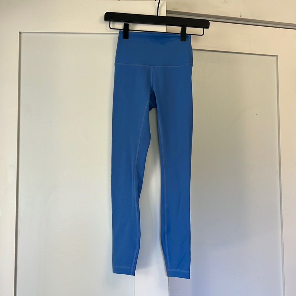 Lululemon wunder train leggings Slight discoloration at very top edge of waist